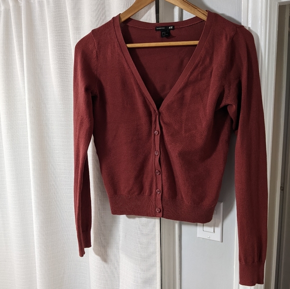 H&M Cardigan - Picture 1 of 9